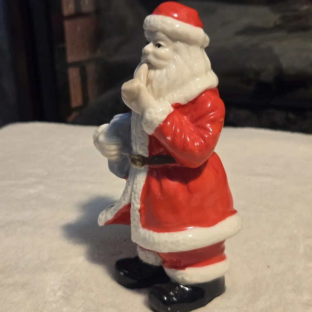 Vintage Ceramic Santa Claus Figurine w/ Pipe Holding Sack Christmas Holiday